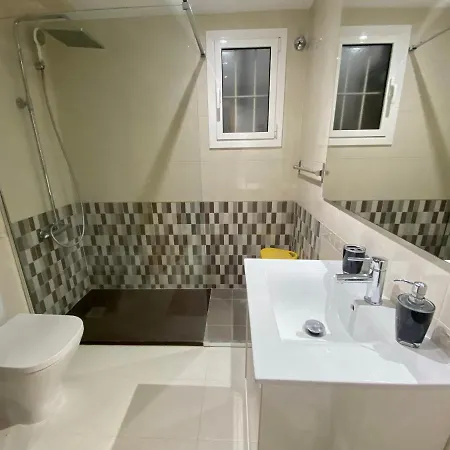 Apartment Acogedor Con Piscina En *