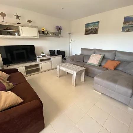 Acogedor Con Piscina En Apartment *